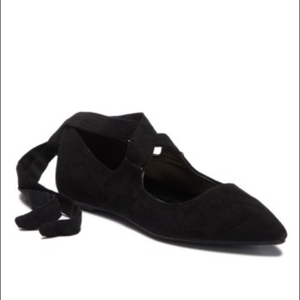 NWT Wild Diva Lounge Pippa Lace-Up Flat Sz 9